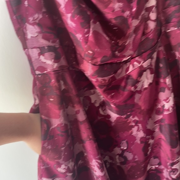 David’s Bridal Size 20 Beautiful Midi Length Dress - Picture 6 of 10